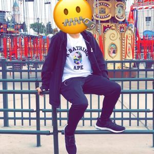 Meet your Posher, Henry